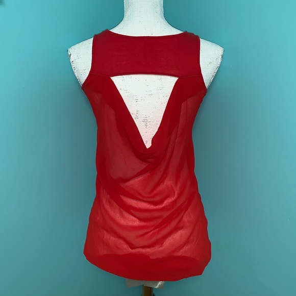 Color Story Tops - 🚨NWOT Cute cut out top